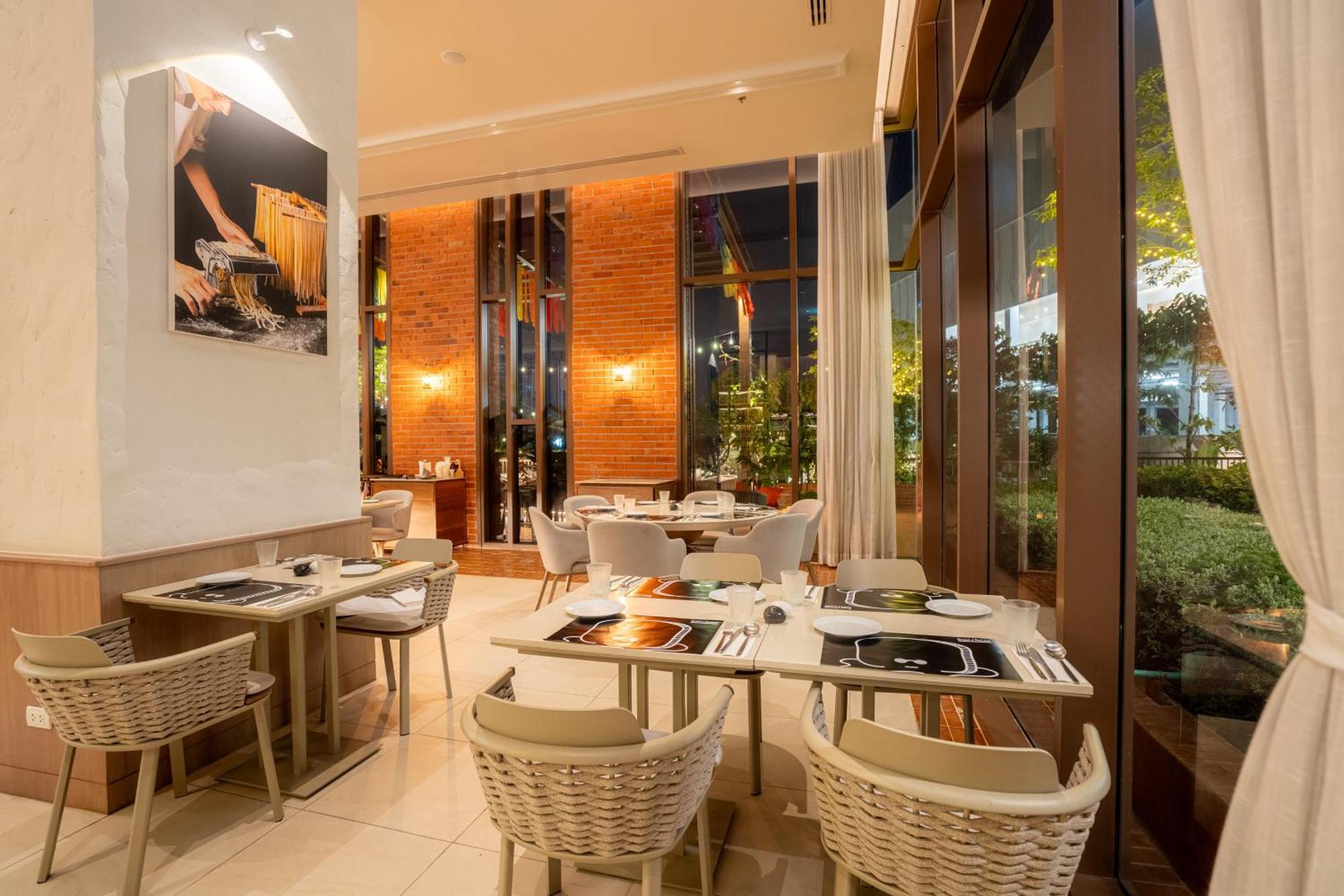Hotel Centara Ubon Ubon Ratchathani Exterior foto